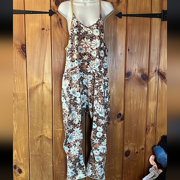 COPY - ‼️ISO Free People printed hot shot onesie‼️